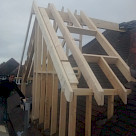 <p>Side dormer with en-suite roof window opening.</p>